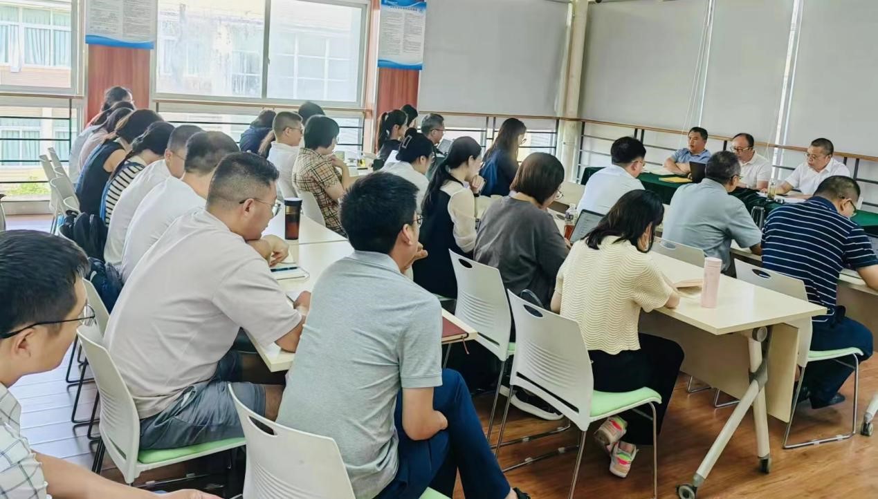 色花堂
2023年秋季学期首次全院教职工政治理论学习会圆满举行