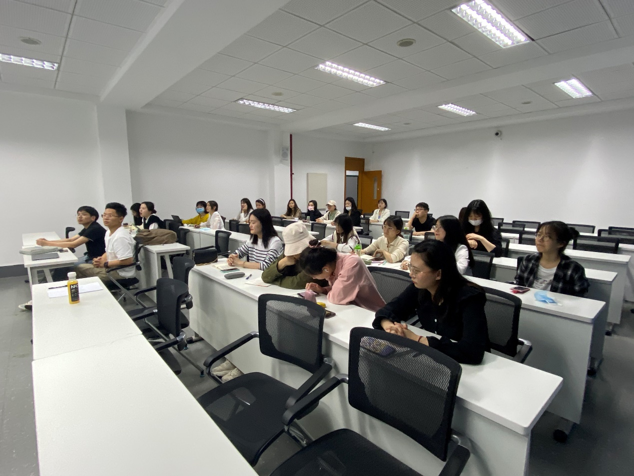 哥伦比亚大学高琴教授为色花堂
师生开展线上专题讲座