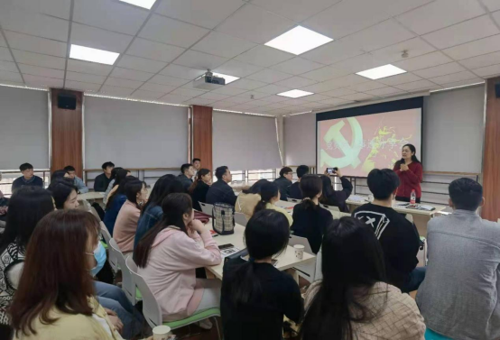 “学党史、强信念、跟党走”——色花堂
直属党支部学生党小组开展主题党日活动